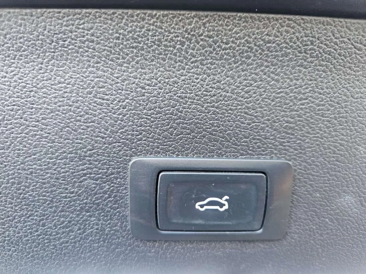 Audi A4 Allroad * quattro Premium * CARFAX * ЦЕНА ДО БГ, снимка 17 - Автомобили и джипове - 54597412