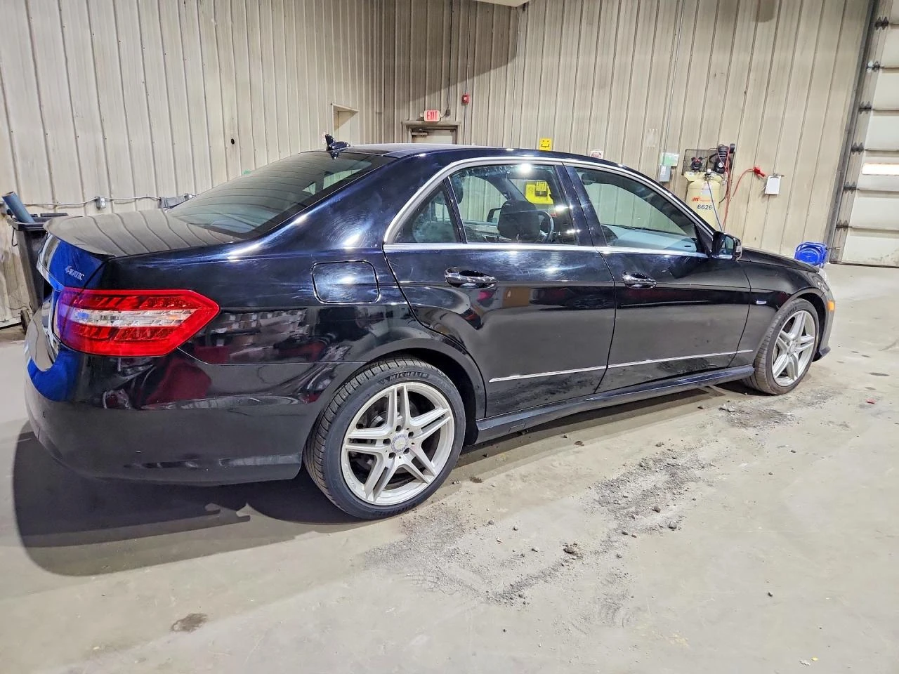 Mercedes-Benz E 55 AMG 4.6l E 550 4Matic, снимка 3 - Автомобили и джипове - 54879873