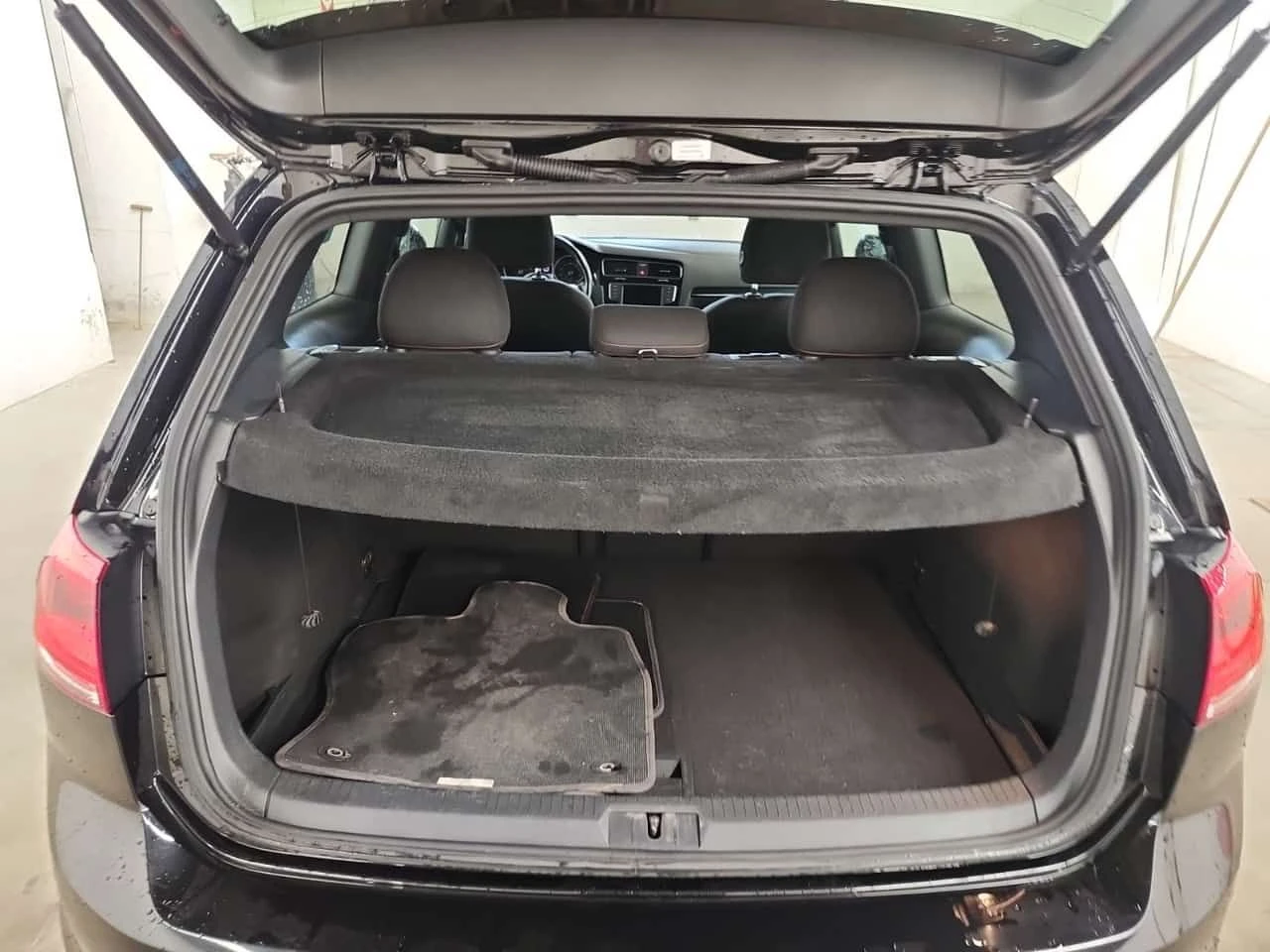 VW Golf * AUTOBAHN * GTI* , снимка 15 - Автомобили и джипове - 54970928