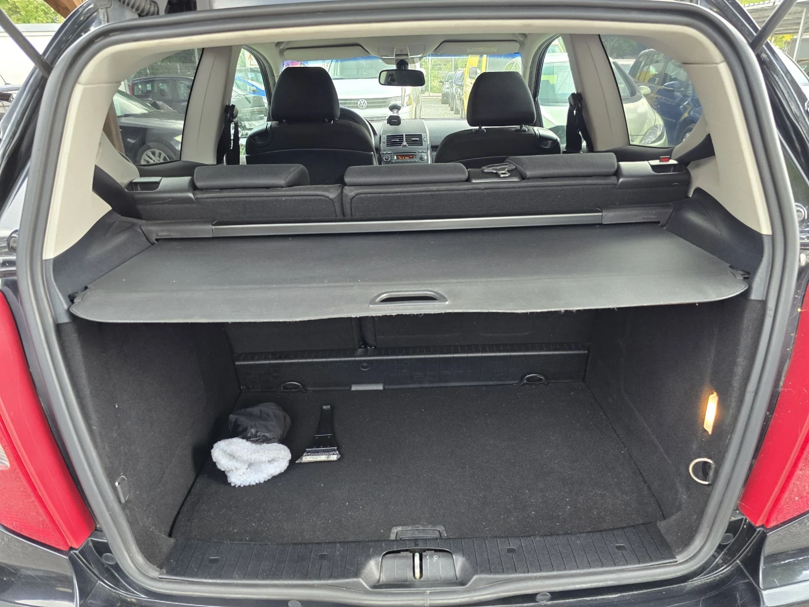 Mercedes-Benz A 150 1.5i KLIMA FACE, снимка 9 - Автомобили и джипове - 55351908