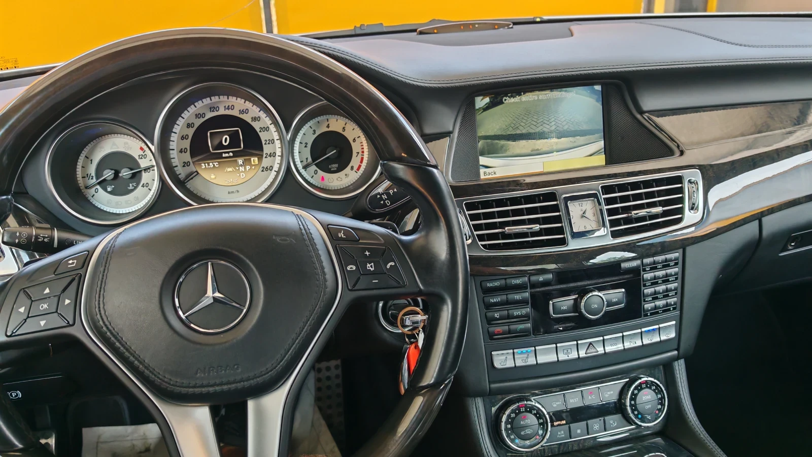 Mercedes-Benz CLS 500 4Matic AMG 408кс Швейцария , снимка 11 - Автомобили и джипове - 55817608