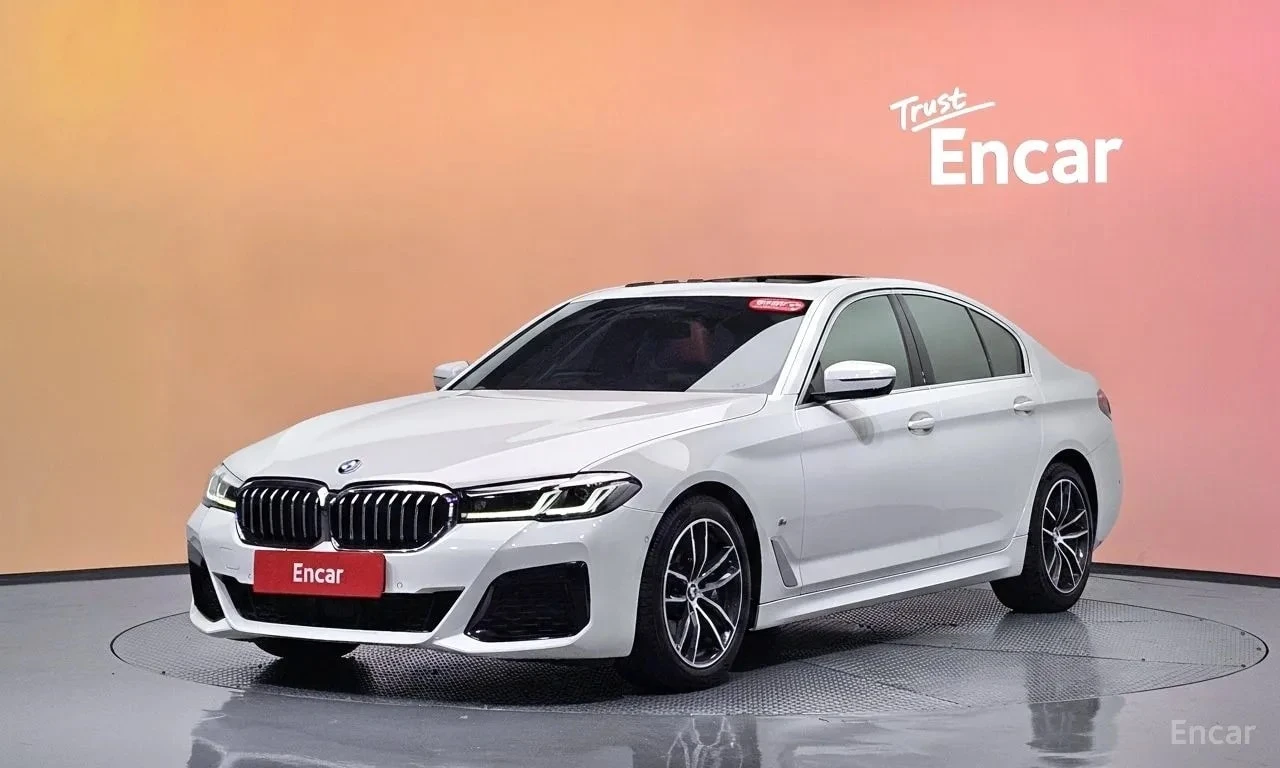 BMW 520 М-ПАКЕТ| ПАНО| ПАМЕТ| HUD| AMBIENT| 360| 