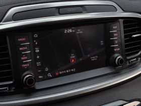 Kia Sorento Gasoline 2.0 Turbo 4WD| 240к.с.| ВКЛ.ТЕХНОТЕСТ, снимка 13