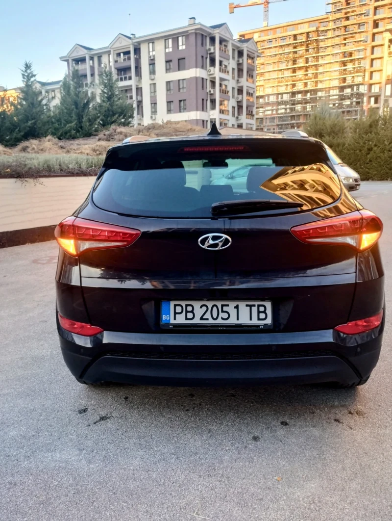 Hyundai Tucson, снимка 7 - Автомобили и джипове - 48118053