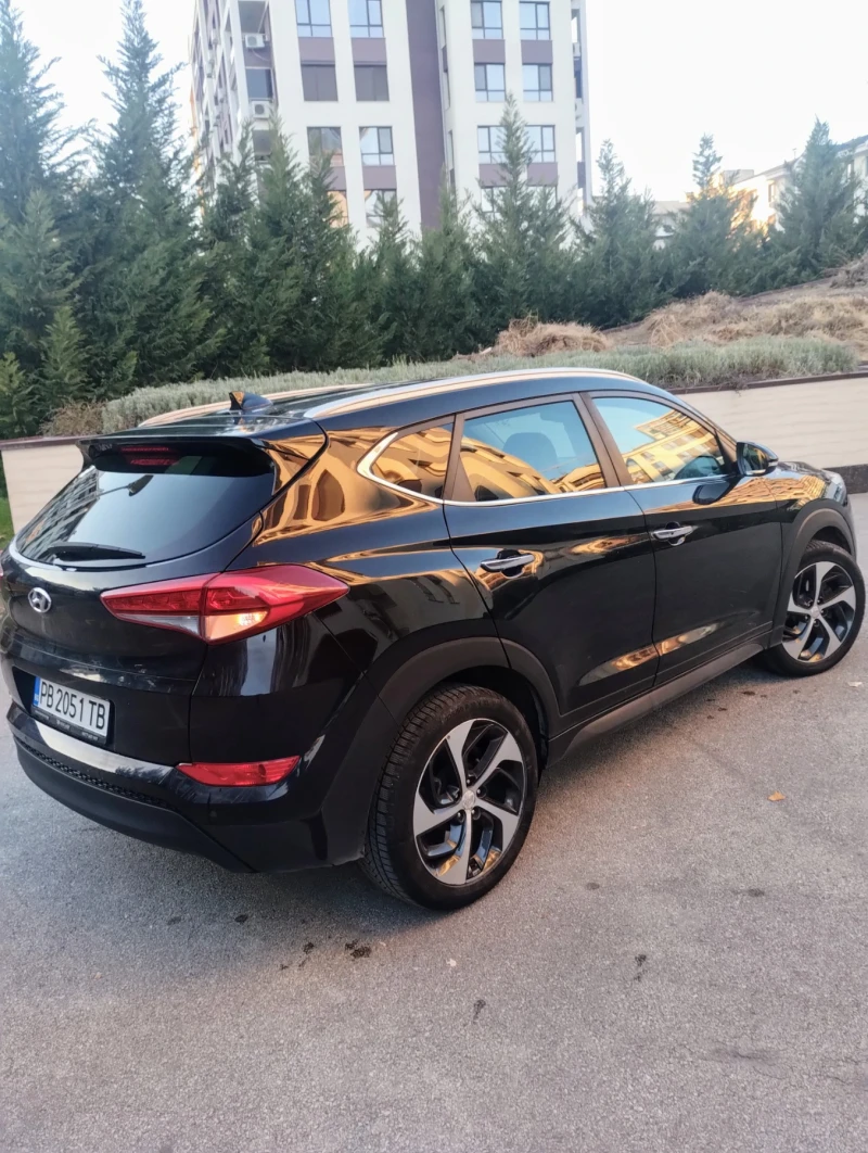 Hyundai Tucson, снимка 5 - Автомобили и джипове - 48118053