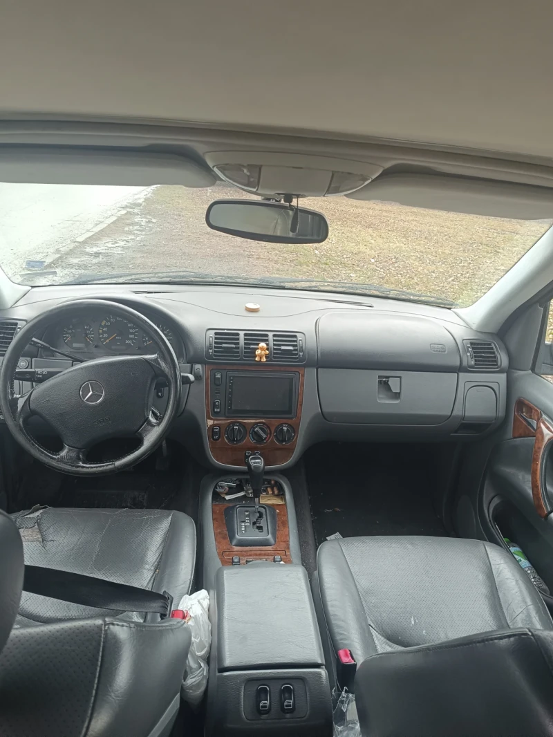 Mercedes-Benz ML 320, снимка 5 - Автомобили и джипове - 49165318