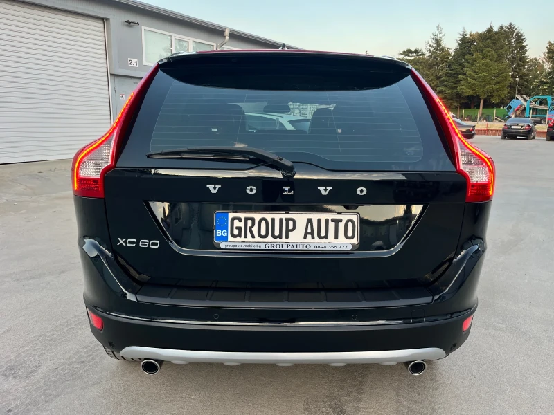 Volvo XC60 2, 4D5-232k.с/HEICO/4х4/ПАНОРАМА/КОЖА/КАМЕРА/ТОП!!, снимка 5 - Автомобили и джипове - 51007047