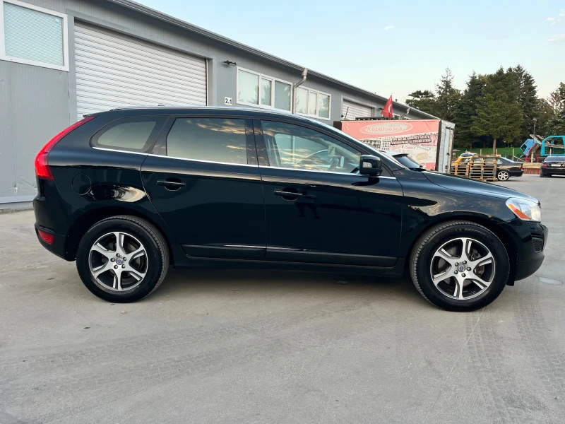 Volvo XC60 2, 4D5-232k.с/HEICO/4х4/ПАНОРАМА/КОЖА/КАМЕРА/ТОП!!, снимка 6 - Автомобили и джипове - 51007047