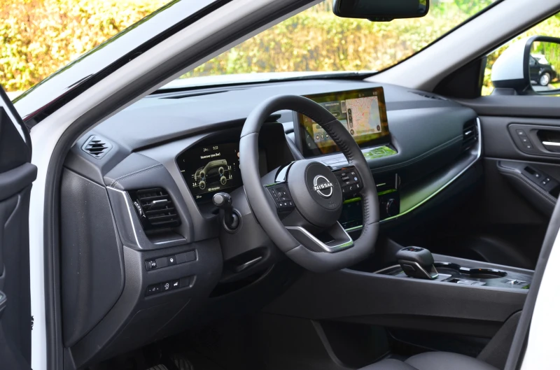 Nissan X-trail N-Connecta 1.5VCT 2WD, снимка 7 - Автомобили и джипове - 51195327