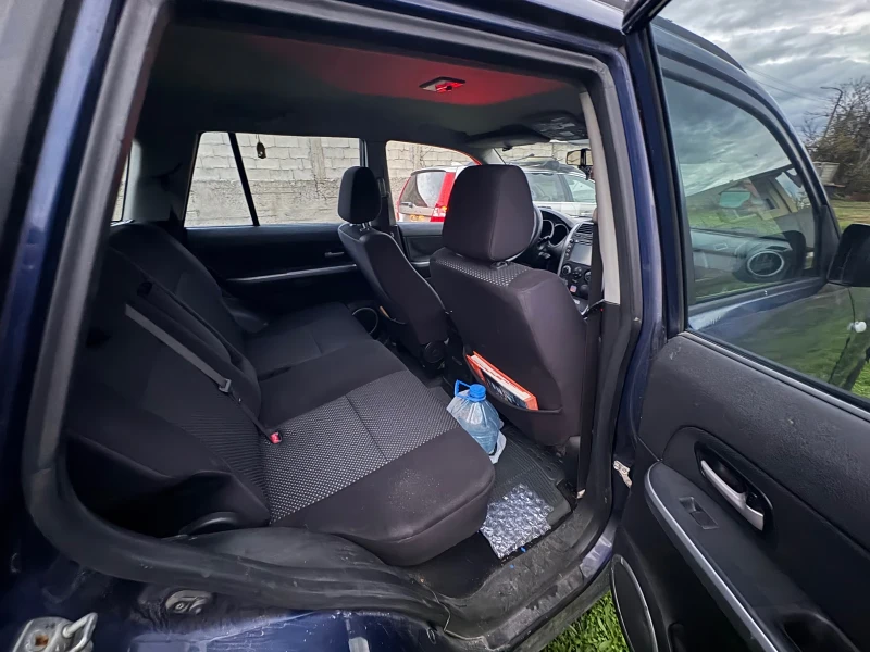 Suzuki Grand vitara, снимка 10 - Автомобили и джипове - 52395310