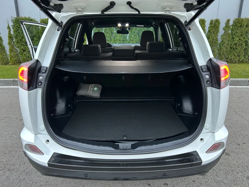 Toyota Rav4 2.5i ХИБРИД И ГАЗ , снимка 12 - Автомобили и джипове - 52886543