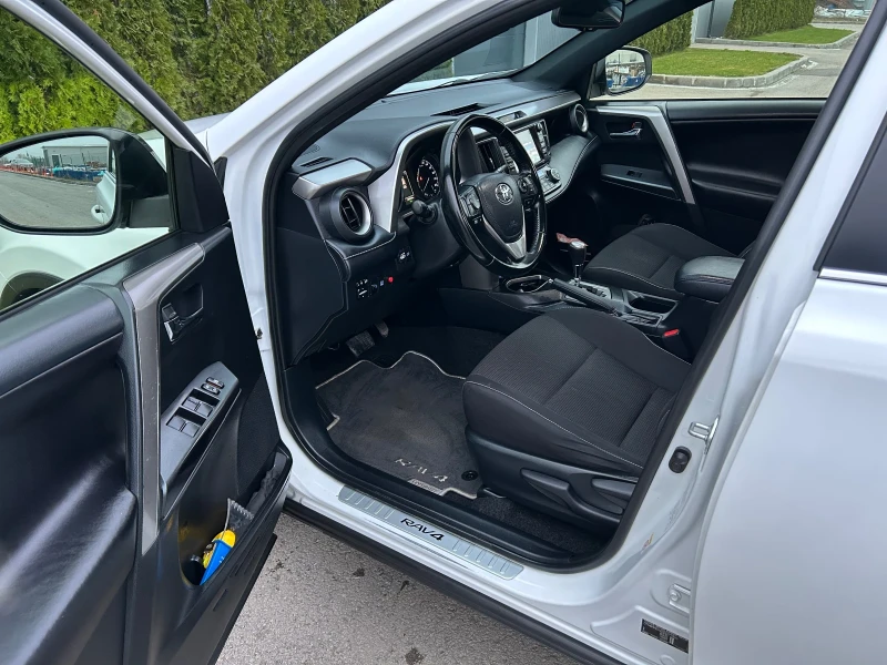 Toyota Rav4 2.5i ХИБРИД И ГАЗ , снимка 8 - Автомобили и джипове - 52886543