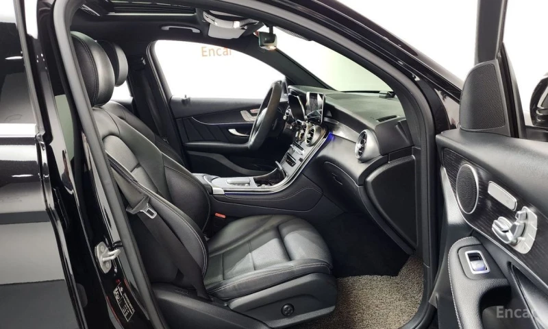 Mercedes-Benz GLC 300, снимка 11 - Автомобили и джипове - 53074007
