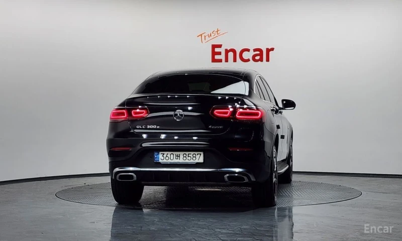 Mercedes-Benz GLC 300, снимка 4 - Автомобили и джипове - 53074007