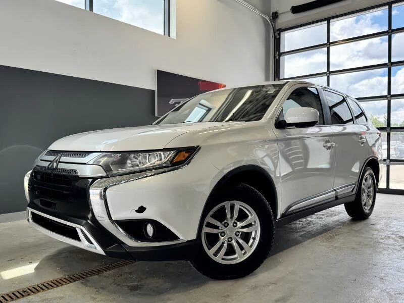 Mitsubishi Outlander * ПАНО* KEYLESS* Camera* ПОДГРЕВ* 