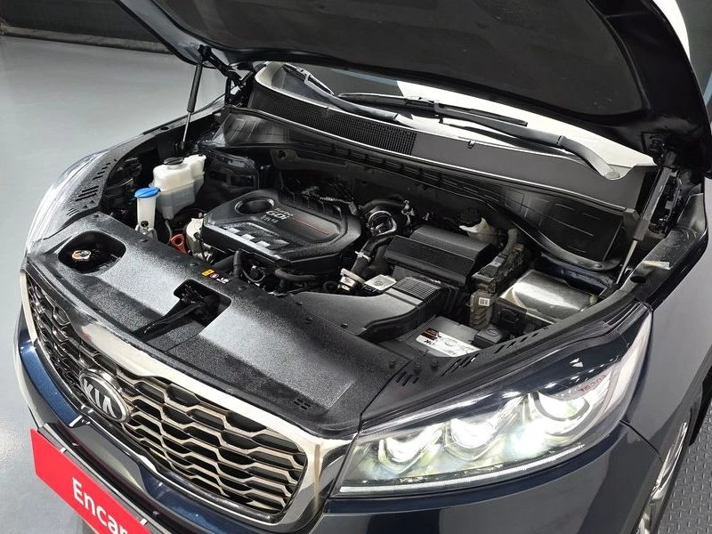 Kia Sorento Gasoline 2.0 Turbo 4WD| 240к.с.| ВКЛ.ТЕХНОТЕСТ, снимка 6 - Автомобили и джипове - 55664924