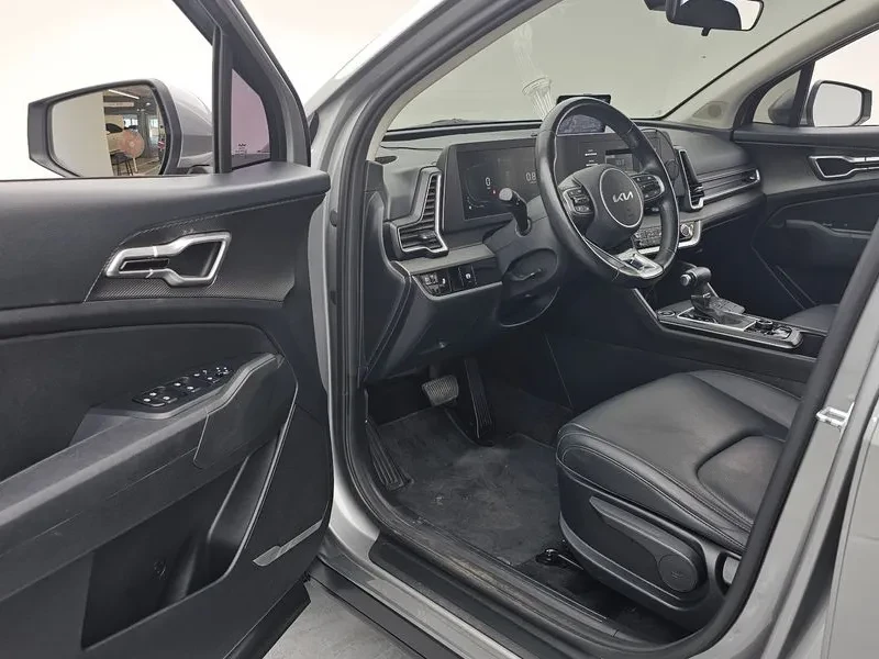 Kia Sportage 2.0 4WD , снимка 10 - Автомобили и джипове - 56305490
