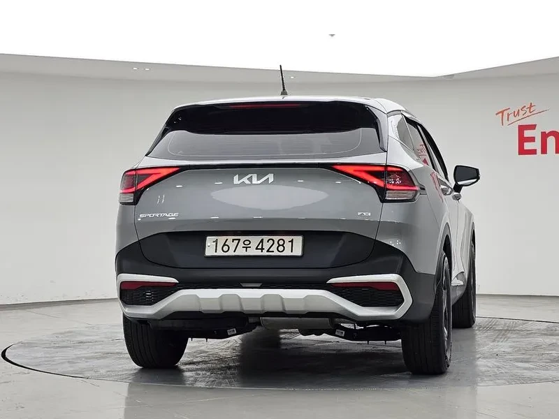 Kia Sportage 2.0 4WD , снимка 4 - Автомобили и джипове - 56305490