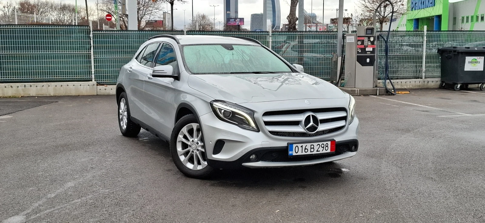 Mercedes-Benz GLA 220 Urban 4x4 Automat Led Distronic  - [1] 