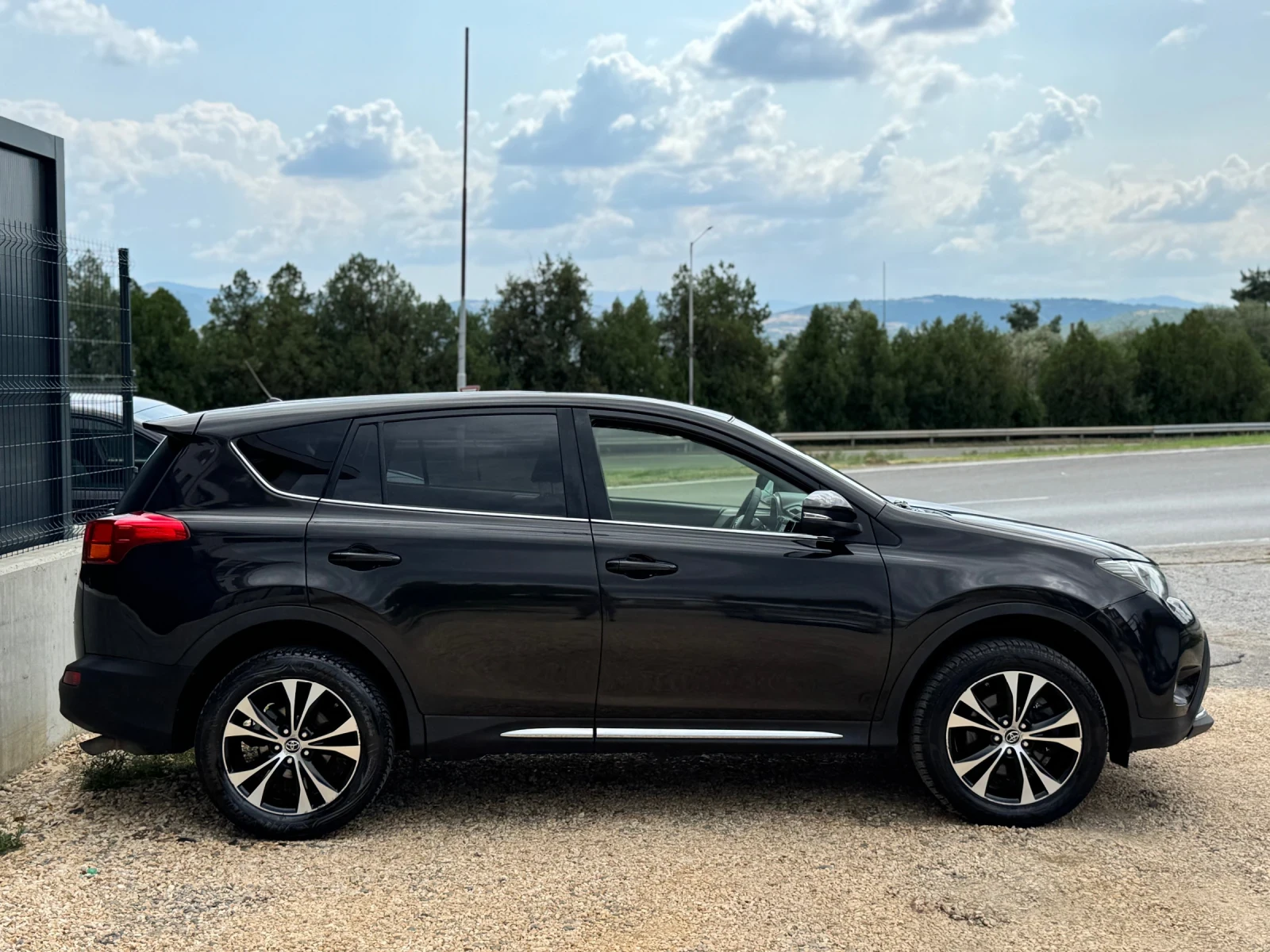 Toyota Rav4 2.2D* 150* Автоматик* Екслузив* ТОП*  - изображение 4