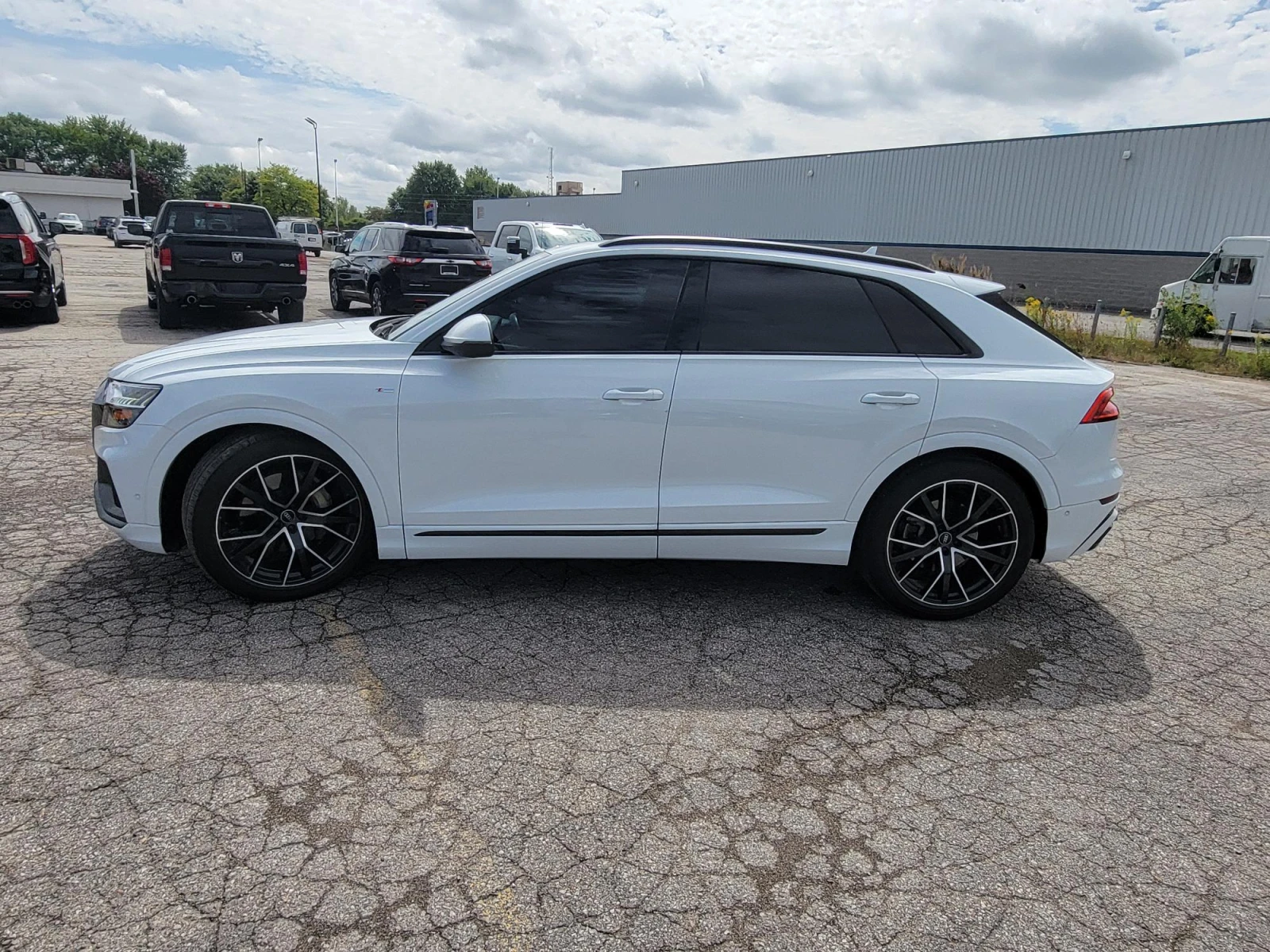Audi Q8 * Technik* * АВТОКРЕДИТ* * ЦЕНА ДО БЪЛГАРИЯ*  - изображение 2
