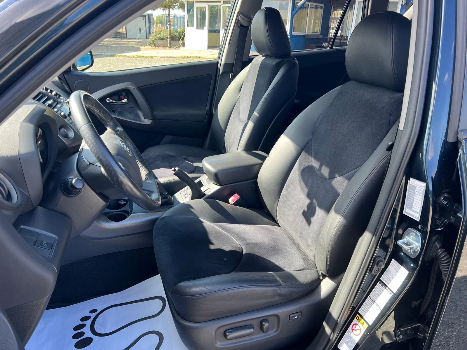 Toyota Rav4 4x4 2, 2D4D 150k.c. /  | Mobile.bg   12