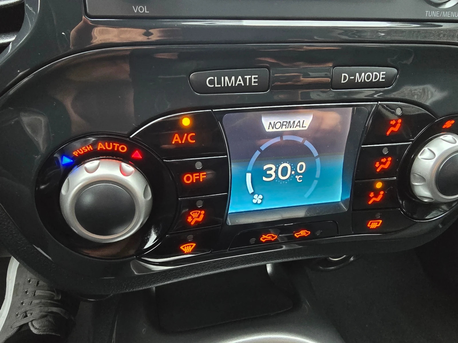 Nissan Juke 1.6i-140000��. | Mobile.bg � ����������� 14