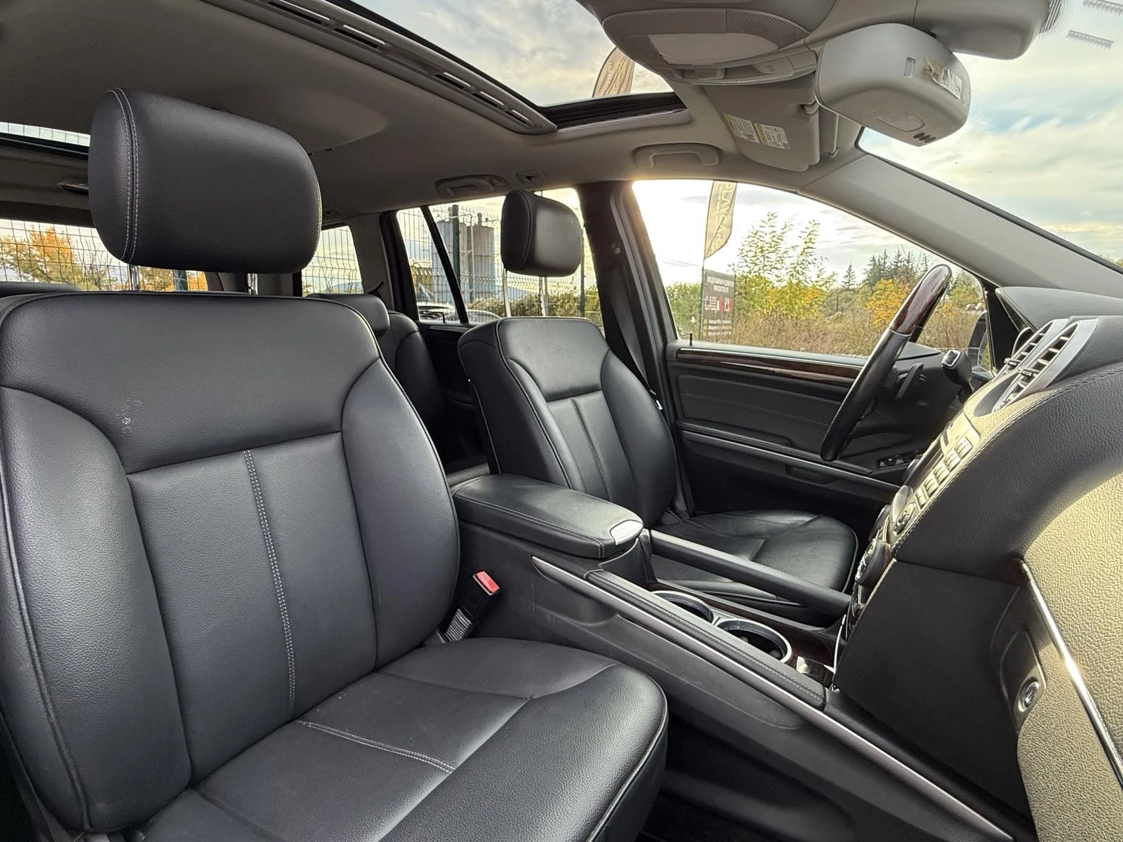 Mercedes-Benz GL 450 4MATIC* ПАНОРАМА* ПЕРФЕКТЕН* РЕАЛНИ КМ | Mobile.bg — изображение 11