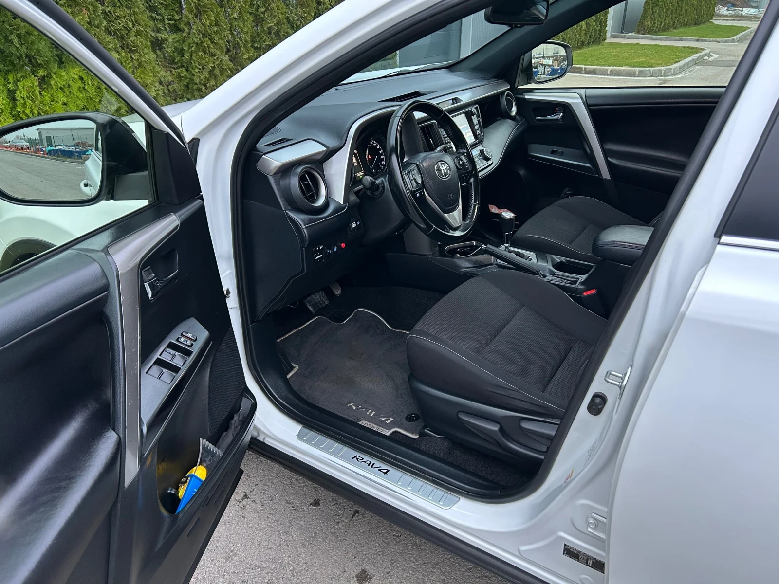 Toyota Rav4 2.5i ������ � ���  | Mobile.bg � ����������� 8