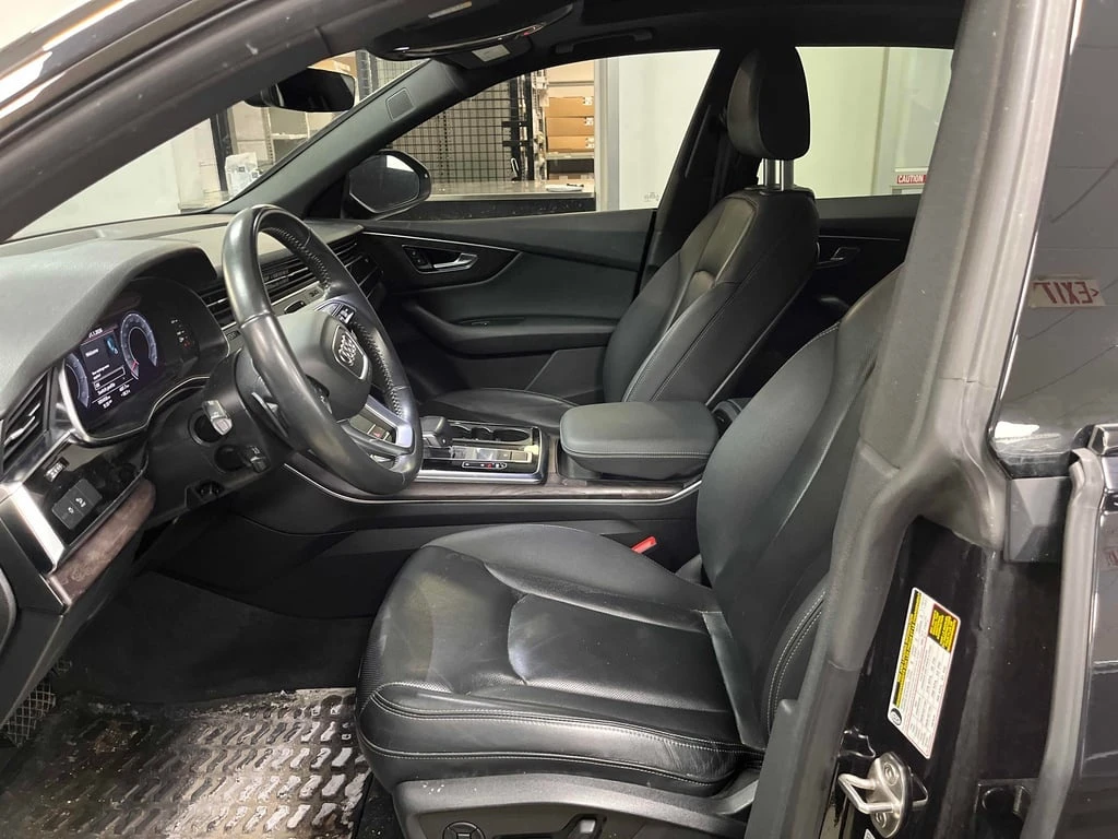 Audi Q8 Progressiv  CARFAX | Mobile.bg � ����������� 5