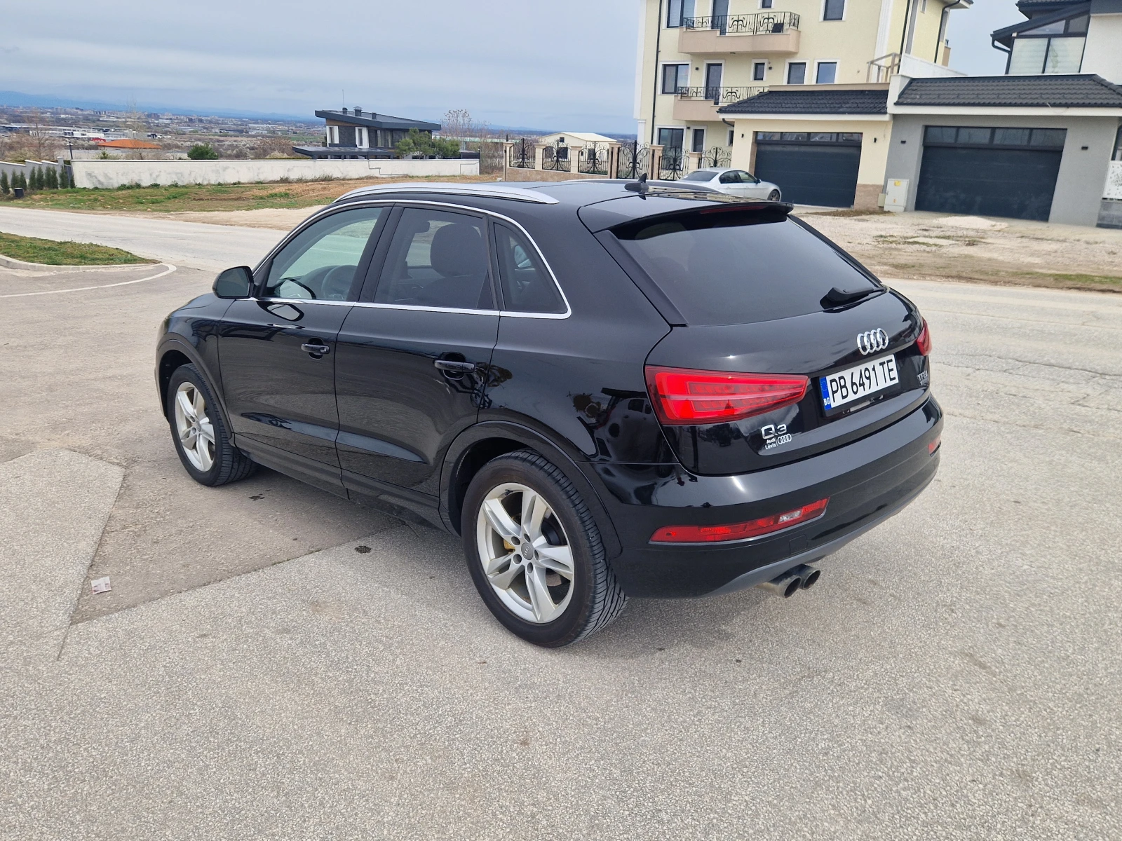 Audi Q3 2.0 TFSI QUATTRO, снимка 6 - Автомобили и джипове - 53285427