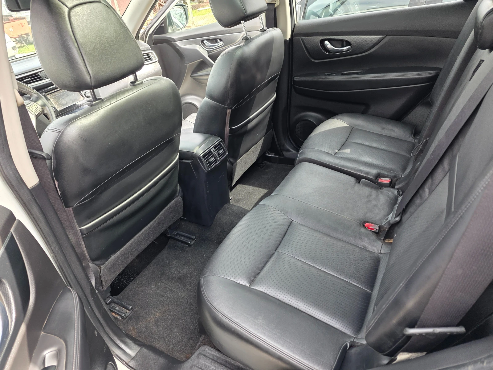 Nissan X-trail 1 6D, снимка 13 - Автомобили и джипове - 54039123