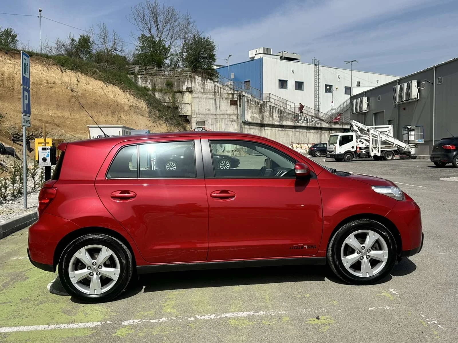 Toyota Urban Cruiser 1.3 Dual VVT-i, 85.000km, снимка 5 - Автомобили и джипове - 54195188