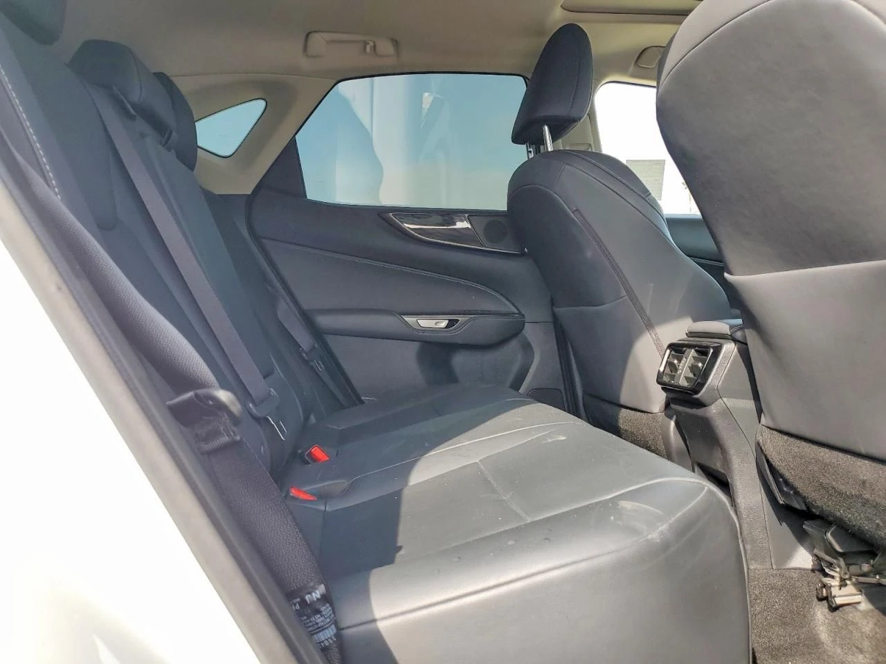 Lexus NX 350h, снимка 11 - Автомобили и джипове - 54477809