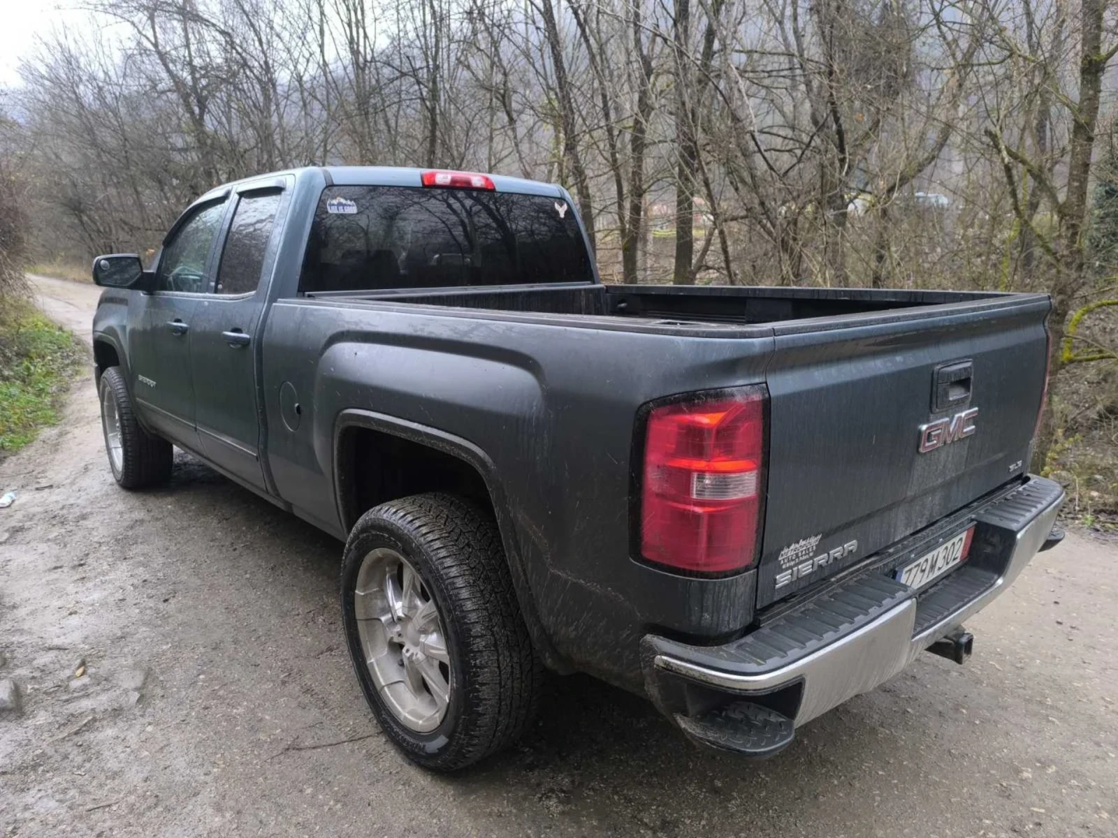Gmc Sierra, снимка 8 - Автомобили и джипове - 54715692