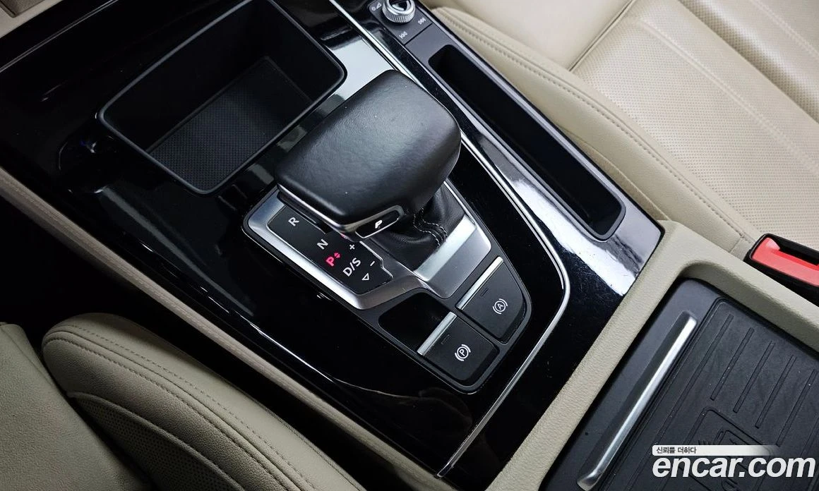 Audi Q5 45 TFSI Quattro Premium, снимка 9 - Автомобили и джипове - 55676678