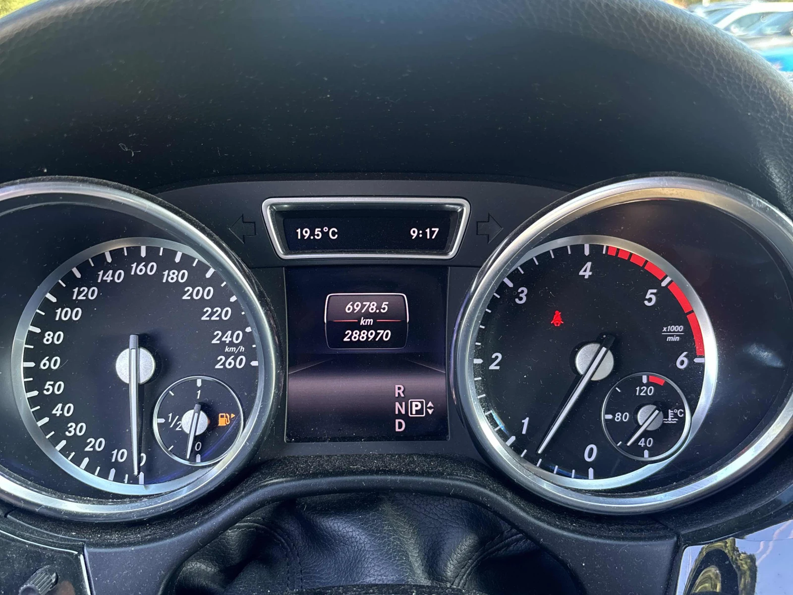 Mercedes-Benz ML 350 BlueTEC / Harman Kardon / Carfax / ПРОГНОЗНА ЦЕНА , снимка 8 - Автомобили и джипове - 56119991