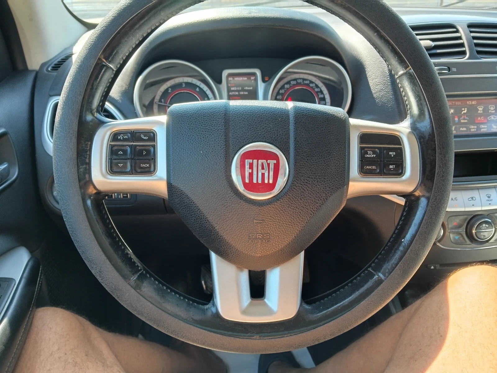 Fiat Freemont 2.0 д 7 места 170 к.с., снимка 8 - Автомобили и джипове - 56138396