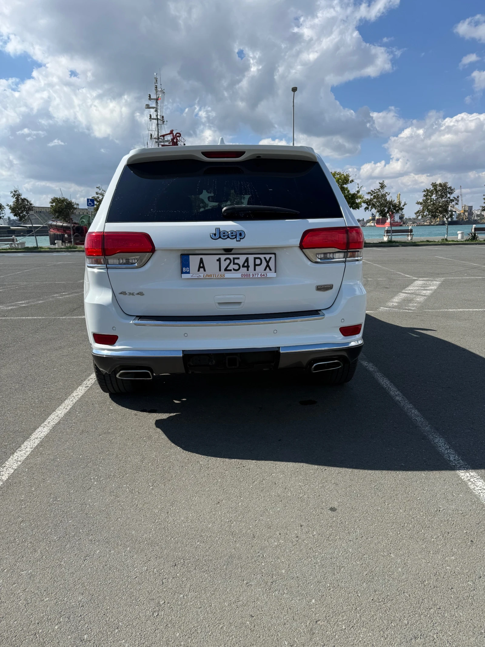 Jeep Grand cherokee SUMMIT 3, 6 PENTASTAR, снимка 3 - Автомобили и джипове - 56314289