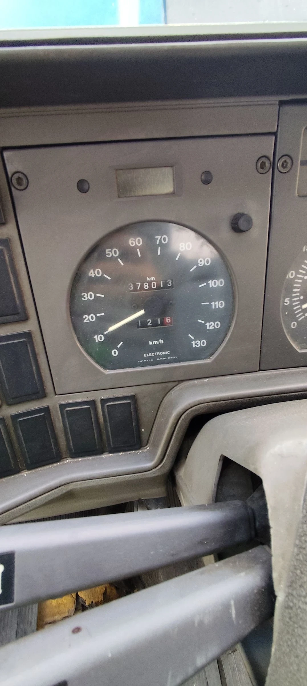 Iveco 3510 БОРДОВИ - изображение 10