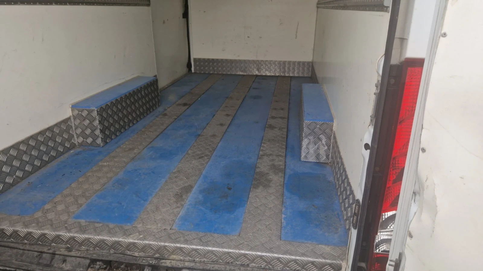 Iveco Daily 2.3 HPI 35S13, снимка 11 - Бусове и автобуси - 54691193