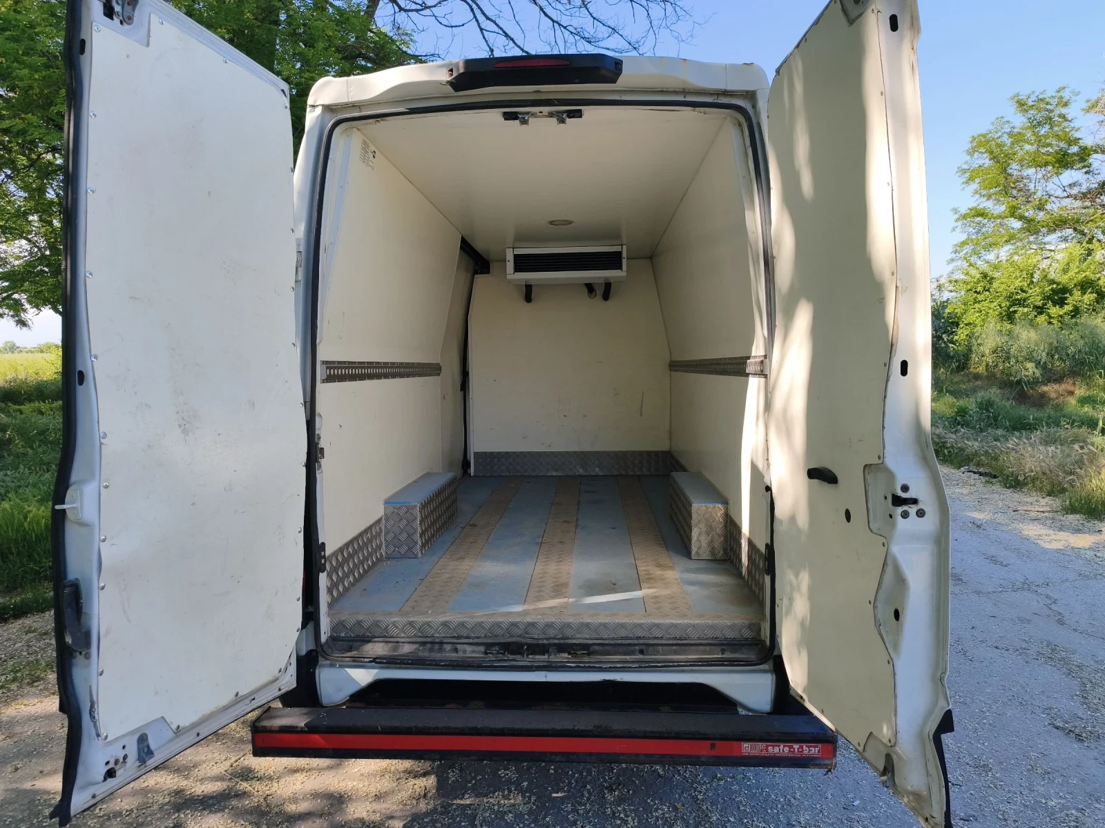 Iveco Daily 2.3 HPI 35S13, снимка 8 - Бусове и автобуси - 54691193