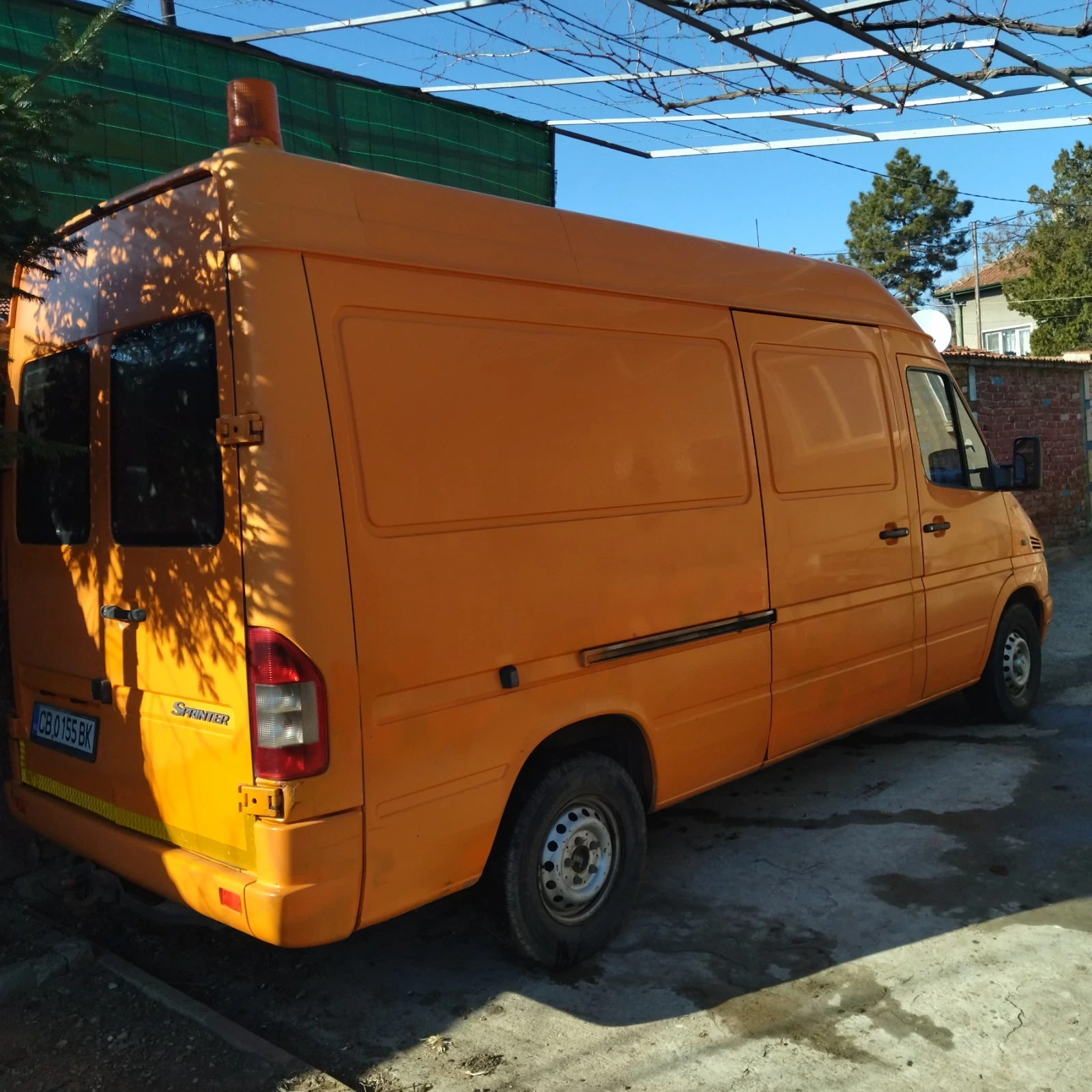 Mercedes-Benz 208, снимка 3 - Бусове и автобуси - 55207597
