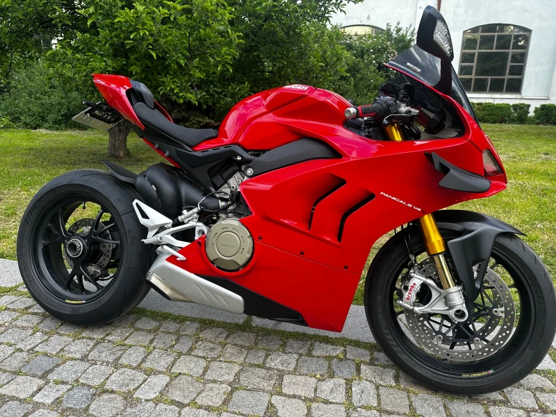 Ducati Panigale V4S 2021, снимка 2 - Мотоциклети и мототехника - 52645811