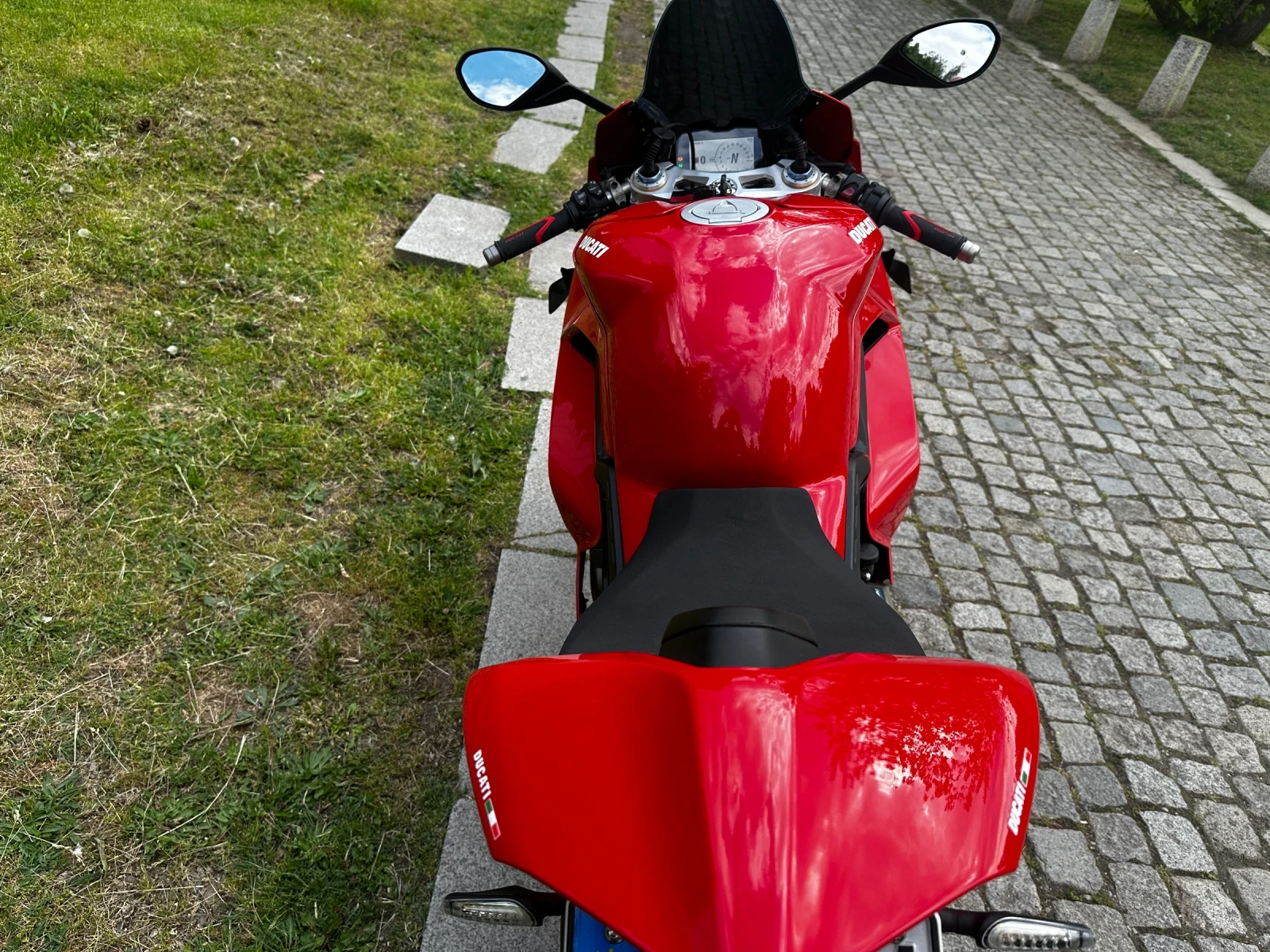 Ducati Panigale V4S 2021 - изображение 10