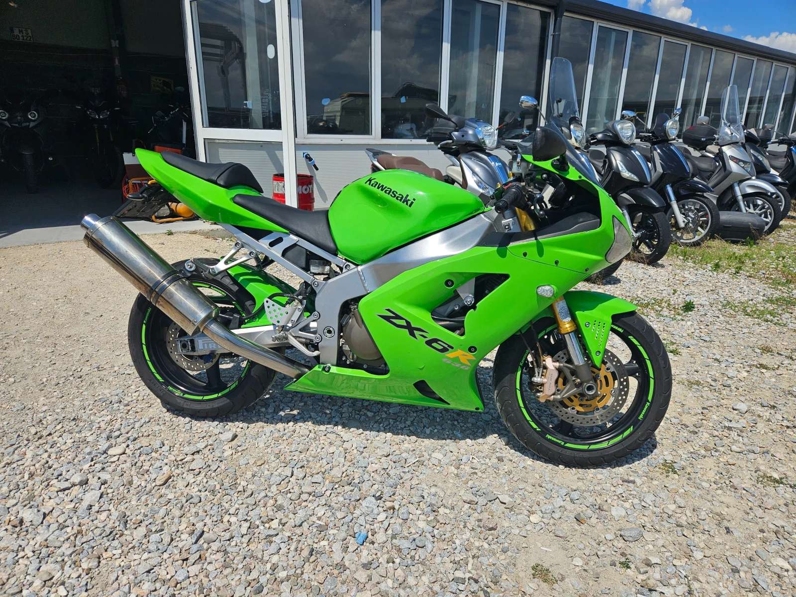 Kawasaki Zxr Лизинг Бартер, снимка 5 - Мотоциклети и мототехника - 50897937