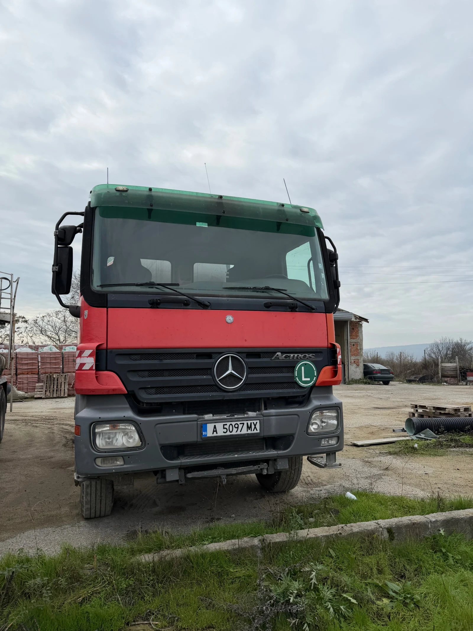 Бетон миксер Mercedes, снимка 1