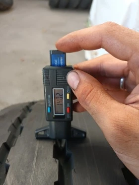 Гуми Всесезонни 435/50R19.5, снимка 3