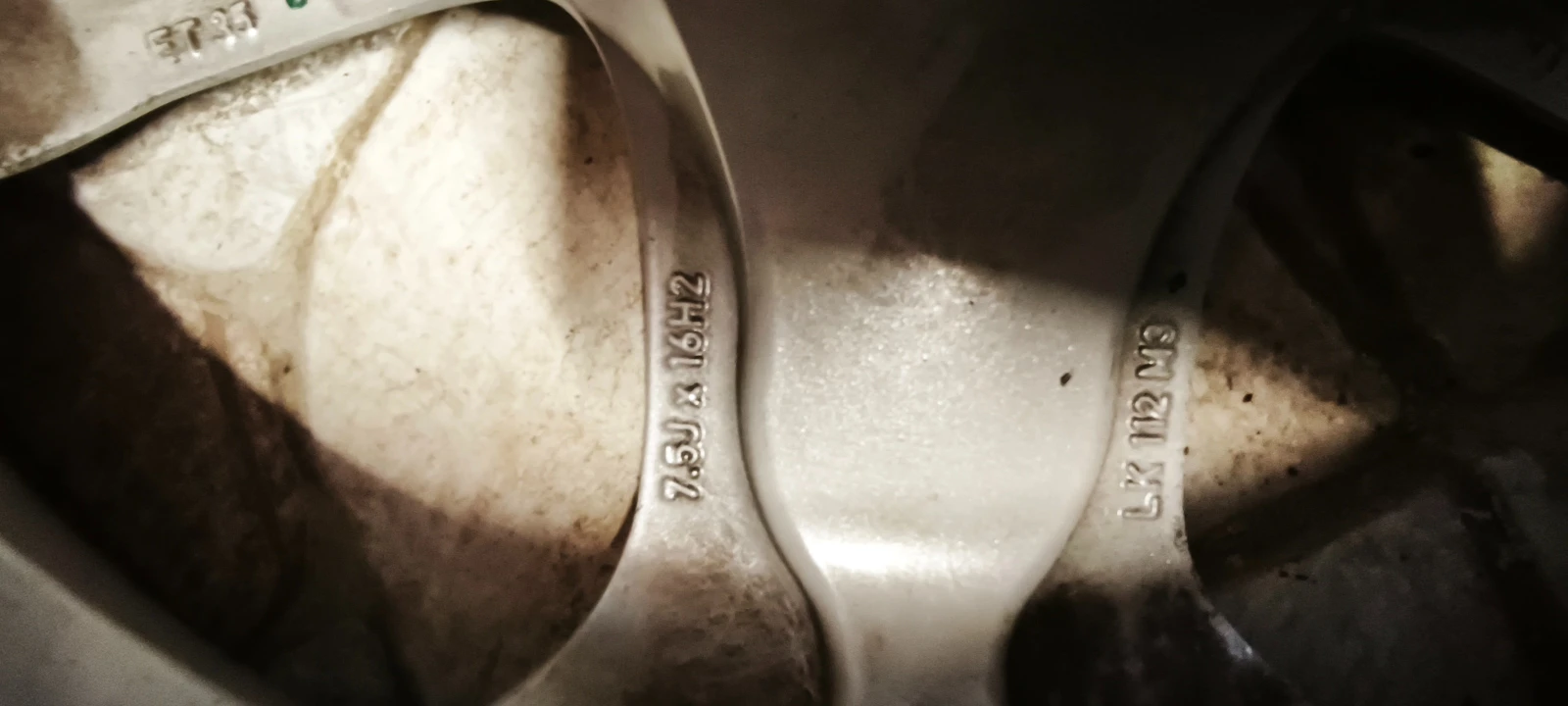 ���� � ������ 205/65R16 �� Mercedes-Benz C 180 | Mobile.bg � ����������� 6