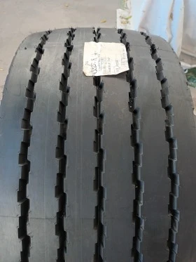 Гуми Всесезонни 435/50R19.5, снимка 2 - Гуми и джанти - 45864146